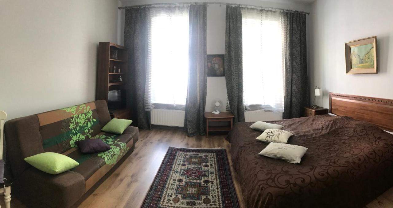 A1 Apartments With Free Parking Riga Extérieur photo